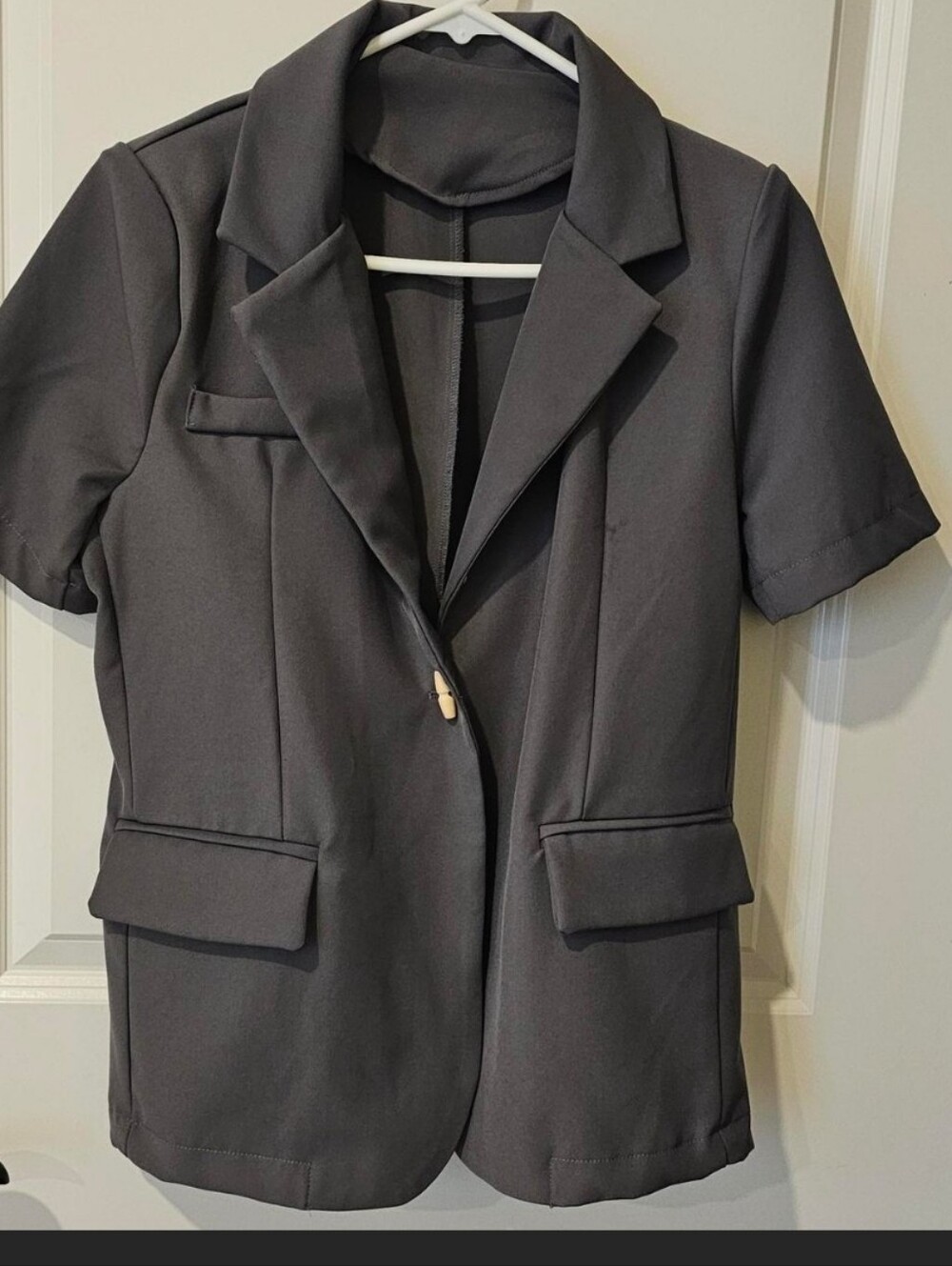 Women's Short Sleeve Gray Blazer Jacket With Open Back Detail
